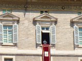 ROMA-ANGELUS DEL PAPA 2.JPG